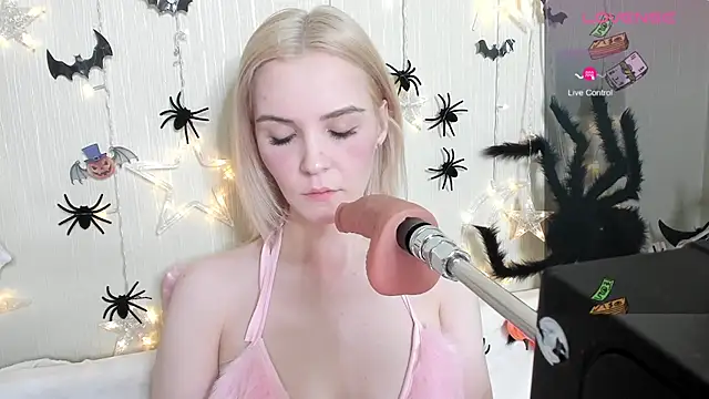 Kaya Devis online show from October 25, 2025, 3:47 am