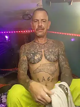 deepstroker42071 online show from December 4, 2024, 12:47 pm