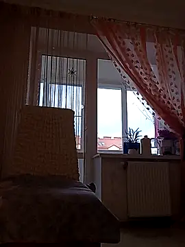 stiflers momy online show from December 21, 2025, 10:33 am