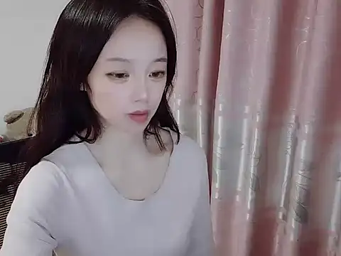 wwcc123 online show from December 22, 2025, 3:53 pm