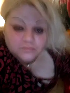 ducicsajsziii online show from January 30, 2025, 3:19 pm