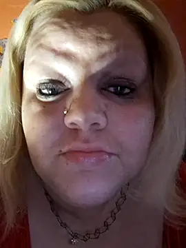 ducicsajsziii online show from March 15, 2025, 1:29 pm