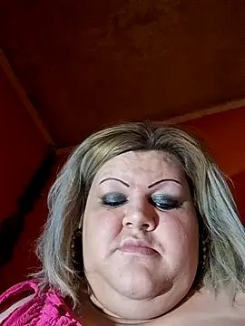 ducicsajsziii online show from February 6, 2026, 5:27 pm