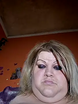 Snapshot of ducicsajsziii chatting on May 16, 2026, 1:13 am ducicsajsziii online show from May 16, 2026, 1:13 am