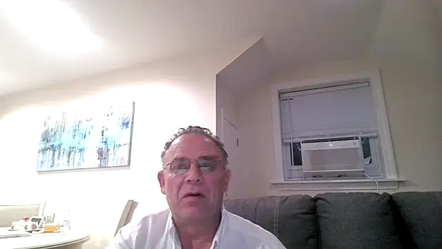 Snapshot of twopeopleinlove chatting on July 29, 2026, 9:29 am twopeopleinlove online show from July 29, 2026, 9:29 am