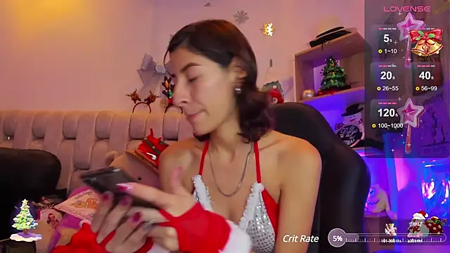 Snapshot of Gorgeous_Team chatting on December 10, 2024, 8:05 pm Gorgeous Team online show from December 10, 2024, 8:05 pm