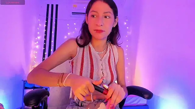 Snapshot of Gorgeous_Team chatting on March 4, 2026, 8:26 pm Gorgeous Team online show from March 4, 2026, 8:26 pm