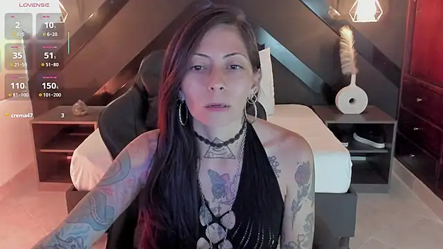 dark gotica online show from April 20, 2026, 7:15 pm