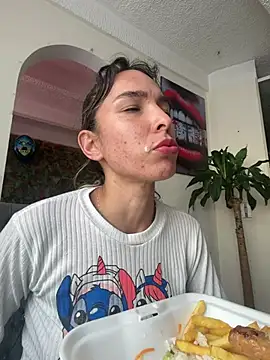 Niky 777 online show from April 19, 2026, 8:11 pm