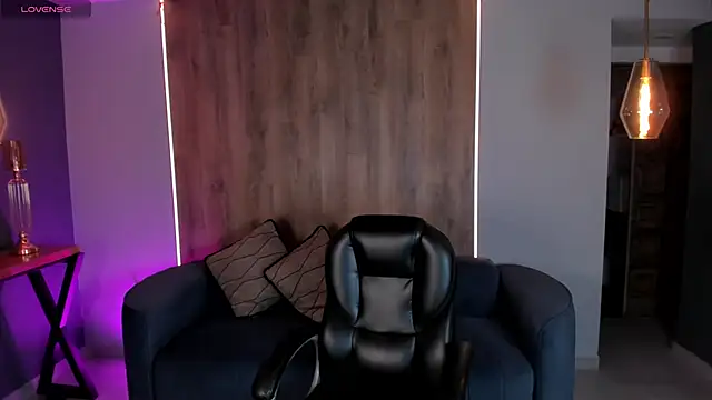 Snapshot of AlessiaCorleone_ chatting on February 20, 2025, 10:04 pm AlessiaCorleone online show from February 20, 2025, 10:04 pm