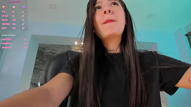 Snapshot of AlessiaCorleone_ chatting on March 11, 2025, 6:43 am AlessiaCorleone online show from March 11, 2025, 6:43 am
