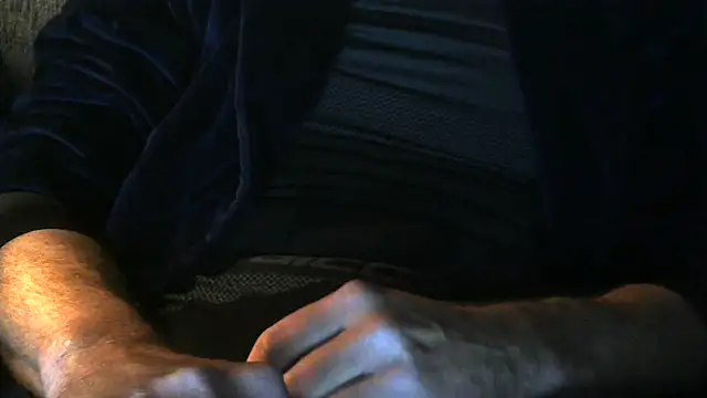 Yummybooblover online show from December 3, 2024, 5:23 pm