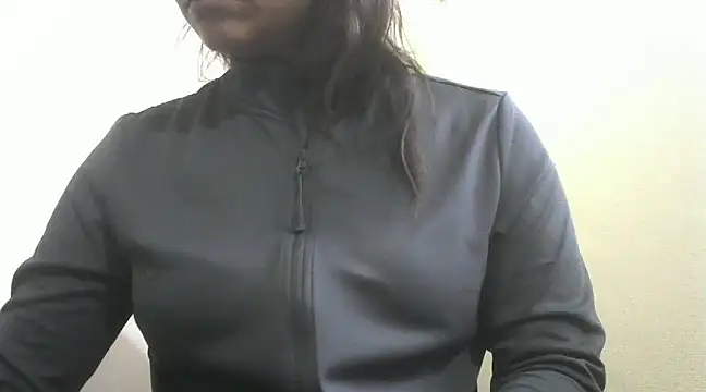 Snapshot of shekira99 chatting on January 25, 2025, 4:02 am shekira99 online show from January 25, 2025, 4:02 am