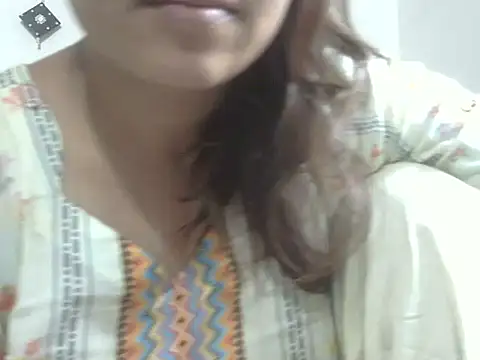 Snapshot of shekira99 chatting on April 28, 2026, 3:00 am shekira99 online show from April 28, 2026, 3:00 am