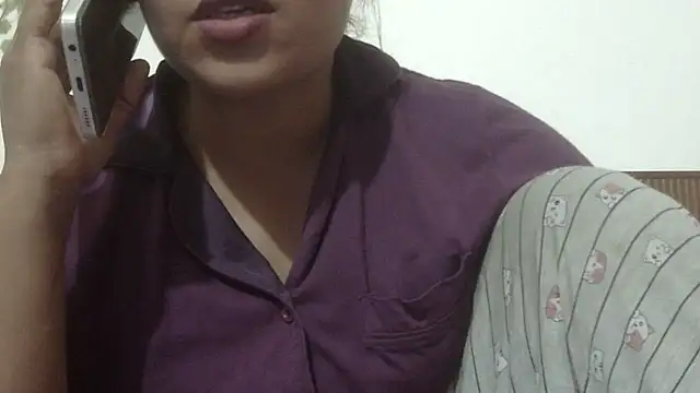 Snapshot of shekira99 chatting on July 25, 2026, 4:37 pm shekira99 online show from July 25, 2026, 4:37 pm