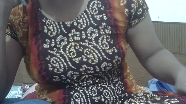 Snapshot of shekira99 chatting on August 5, 2026, 2:09 pm shekira99 online show from August 5, 2026, 2:09 pm