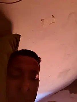 jhonjhon2131 online show from November 20, 2025, 7:02 pm