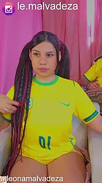 leonasafira online show from June 29, 2026, 11:32 am