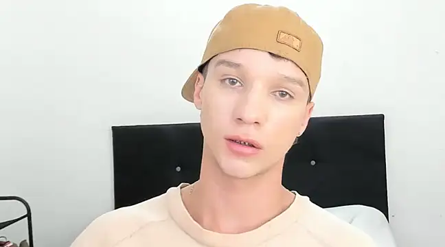 Snapshot of angelcortes chatting on December 26, 2024, 2:05 pm angelcortes online show from December 26, 2024, 2:05 pm