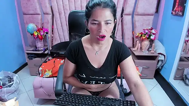 HornySkinny26 online show from October 20, 2025, 5:41 am