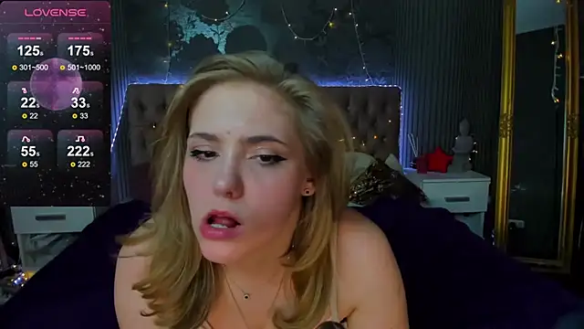 Snapshot of DellaRowe chatting on January 14, 2025, 4:18 pm DellaRowe online show from January 14, 2025, 4:18 pm