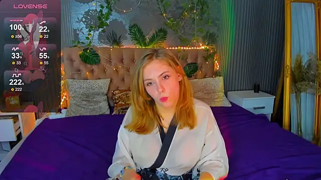Snapshot of DellaRowe chatting on February 10, 2025, 4:36 pm DellaRowe online show from February 10, 2025, 4:36 pm