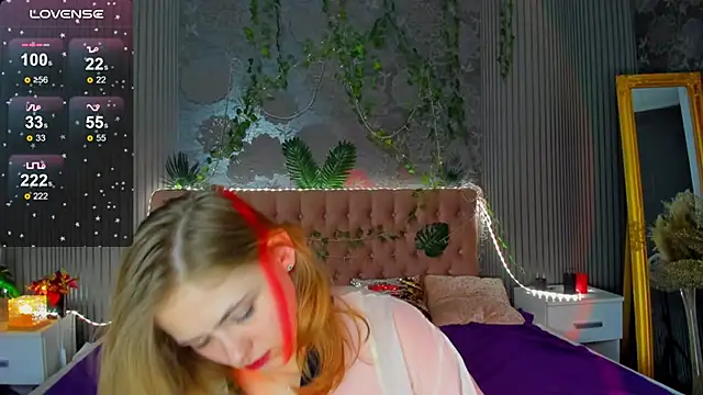 Snapshot of DellaRowe chatting on February 13, 2025, 2:20 pm DellaRowe online show from February 13, 2025, 2:20 pm