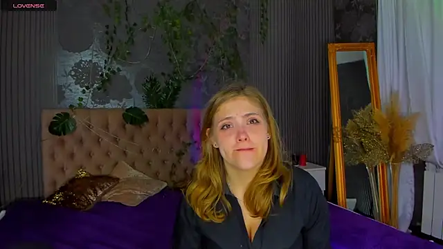 Snapshot of DellaRowe chatting on March 11, 2025, 1:01 pm DellaRowe online show from March 11, 2025, 1:01 pm