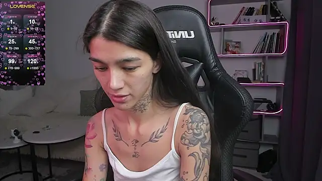 vinkitinkii online show from January 23, 2025, 10:32 am