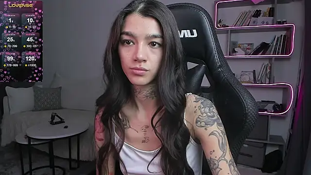 vinkitinkii online show from February 25, 2025, 7:09 am