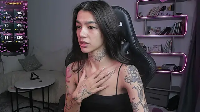 vinkitinkii online show from February 26, 2025, 7:20 am