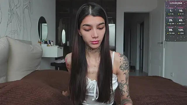 vinkitinkii online show from November 2, 2025, 7:11 am