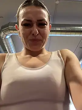 petrouchkaaa  online show from January 13, 2025, 9:52 am