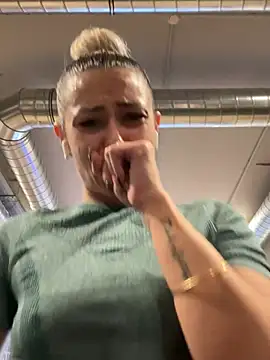 petrouchkaaa  online show from January 21, 2025, 9:46 am