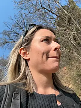 petrouchkaaa  online show from February 27, 2026, 12:05 pm