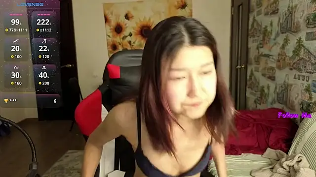 LeyylaStoone online show from April 10, 2026, 1:11 am