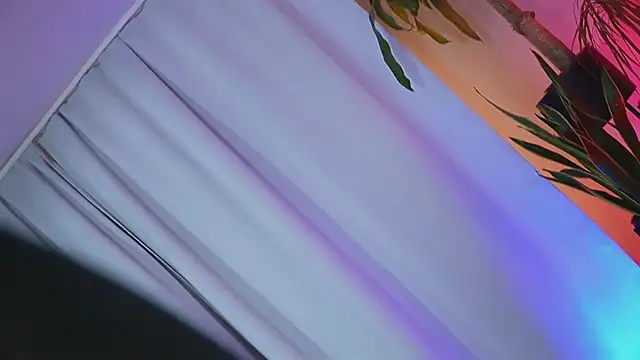 hotmilfbitch online show from March 14, 2025, 2:10 am