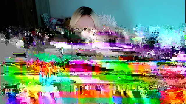 Snapshot of Emily_Nyaffee chatting on February 7, 2025, 5:51 pm Emily Nyaffee online show from February 7, 2025, 5:51 pm