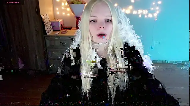 Snapshot of Emily_Nyaffee chatting on February 27, 2025, 2:10 am Emily Nyaffee online show from February 27, 2025, 2:10 am