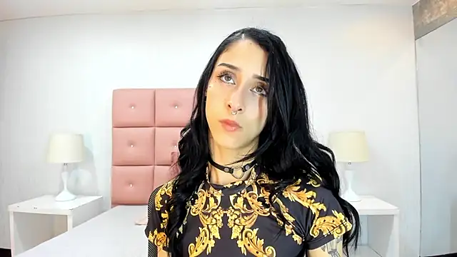 lhiamfit online show from January 17, 2025, 9:50 pm