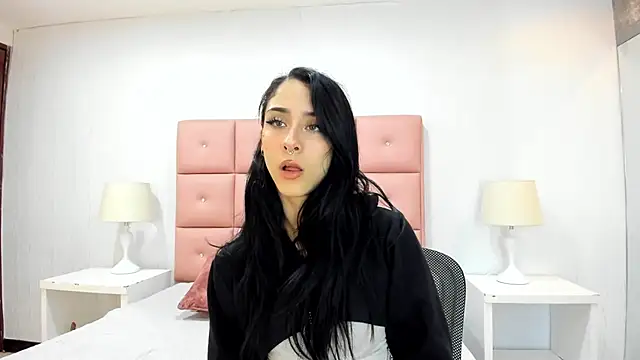 lhiamfit online show from January 25, 2025, 11:34 am