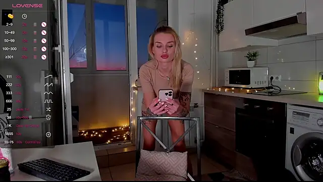 MissLovex online show from February 6, 2025, 11:54 am