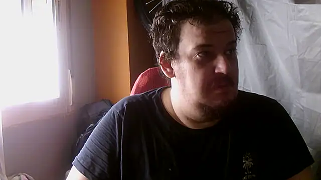 porkorossy online show from October 1, 2025, 9:37 am