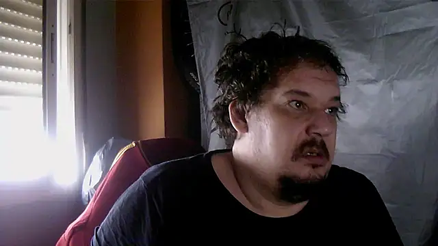 porkorossy online show from November 27, 2025, 8:38 am