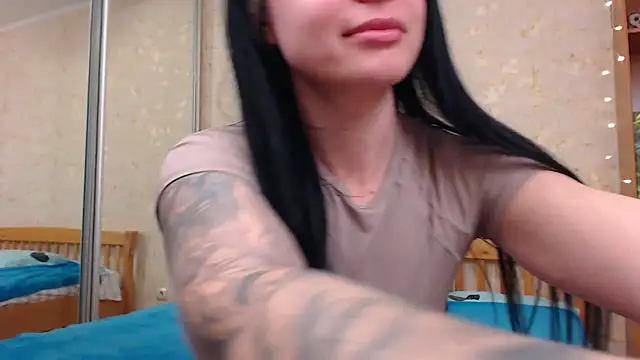 JuicyJess online show from February 2, 2025, 10:49 pm