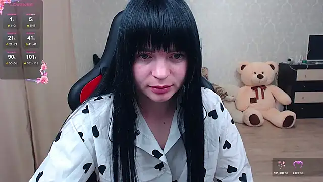 JuicyJess online show from May 25, 2026, 7:53 pm