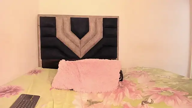 Snapshot of TiiffanyEvans1 chatting on March 4, 2026, 5:30 pm TiiffanyEvans1 online show from March 4, 2026, 5:30 pm