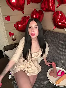 SofiaLaLight online show from February 15, 2026, 4:31 am