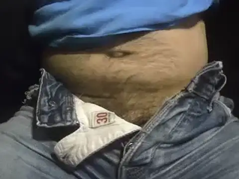 Snapshot of Pol8822 chatting on January 14, 2025, 8:37 pm Pol8822 online show from January 14, 2025, 8:37 pm