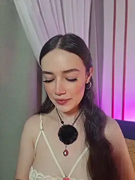 Snapshot of Kate_Amaretto_ chatting on May 30, 2026, 1:35 am Kate Amaretto online show from May 30, 2026, 1:35 am